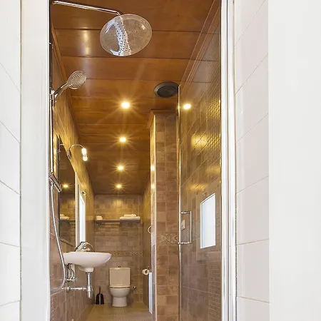 Atic Apartment Barcelona